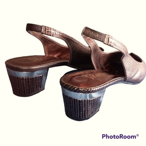 J.RENEE vintage "Bev" style strappy wedge size 10M. - Picture 2 of 13